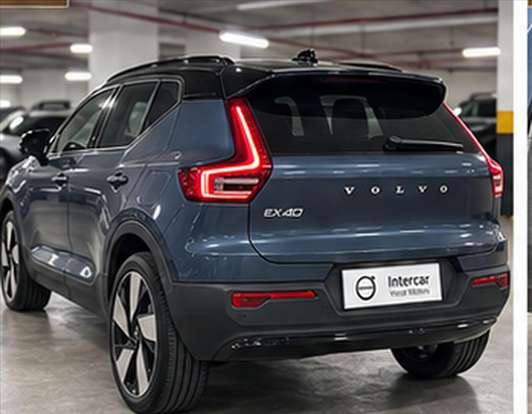 VOLVO-EX40-2025