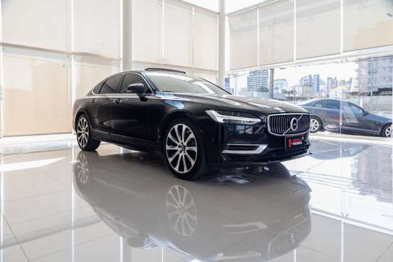 VOLVO-S90-2018
