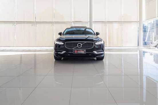 VOLVO-S90-2018