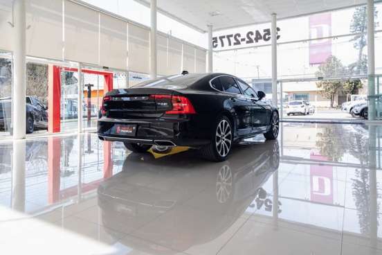 VOLVO-S90-2018