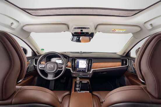 VOLVO-S90-2018