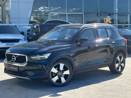 VOLVO-XC40-2020