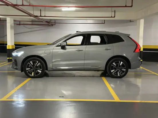 VOLVO-XC60-2.0 T8 PHEV PLUS AWD GEARTRONIC VOLVO-XC60-2025