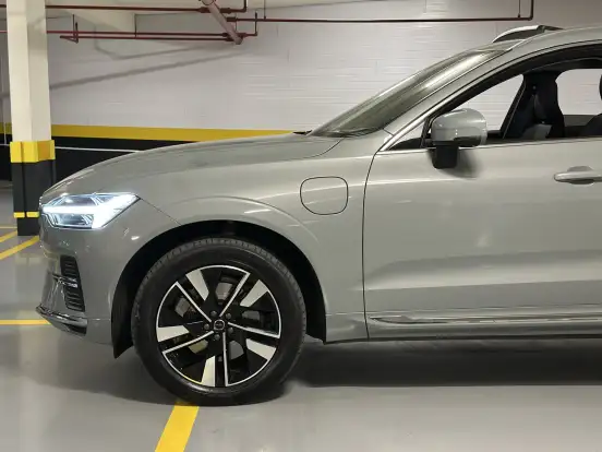 VOLVO-XC60-2.0 T8 PHEV PLUS AWD GEARTRONIC VOLVO-XC60-2025