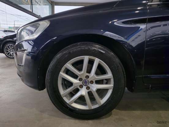 VOLVO-XC60-2.0 T5 MOMENTUM GASOLINA 4P AUTOMÁTICO VOLVO-XC60-2016