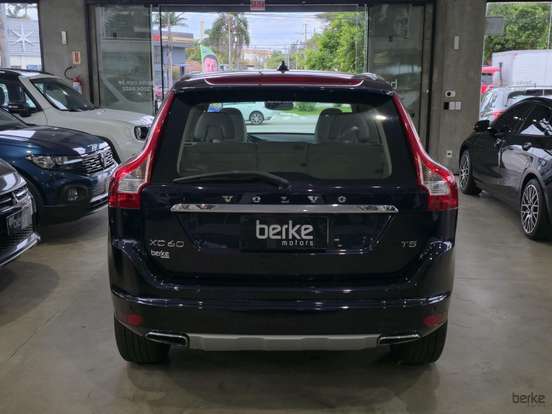 VOLVO-XC60-2.0 T5 MOMENTUM GASOLINA 4P AUTOMÁTICO VOLVO-XC60-2016
