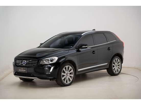 VOLVO-XC60-2015