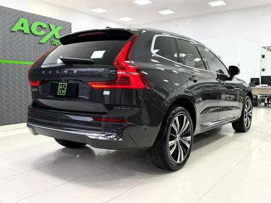 VOLVO-XC60-2022