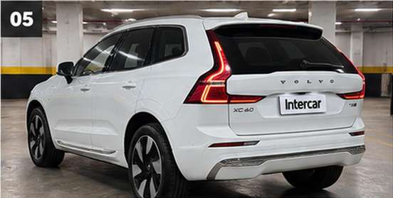VOLVO-XC60-2024