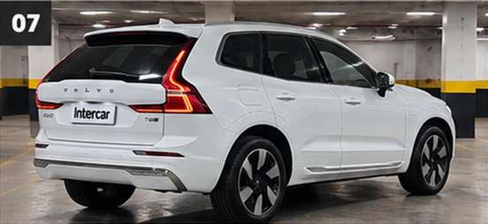 VOLVO-XC60-2024