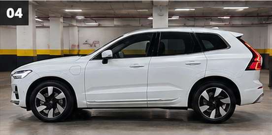 VOLVO-XC60-2024