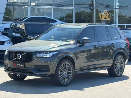 VOLVO-XC90-2020