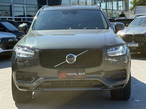 VOLVO-XC90-2020