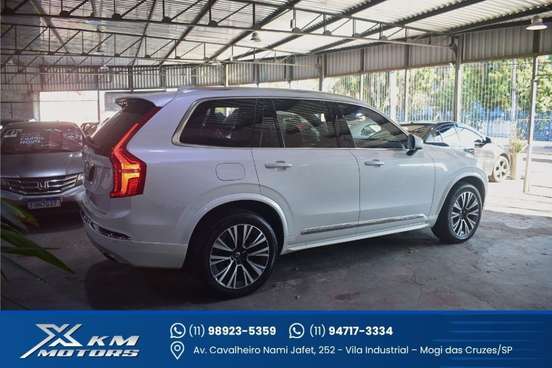 VOLVO-XC90-2021