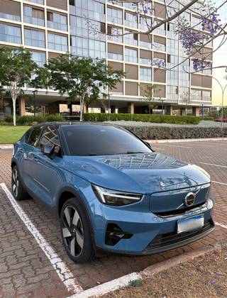 VOLVO C40 P8 RECHARGE PURE ELECTRIC AWD