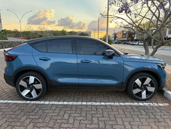 VOLVO-C40-P8 RECHARGE PURE ELECTRIC AWD VOLVO-C40-2021