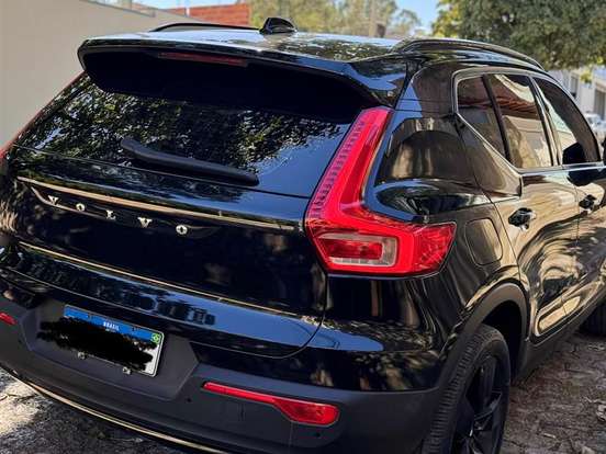 VOLVO-XC40-2.0 T5 GASOLINA MOMENTUM AWD GEARTRONIC VOLVO-XC40-2018