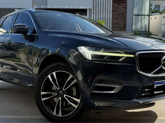 VOLVO-XC60-2.0 T5 GASOLINA MOMENTUM AWD GEARTRONIC VOLVO-XC60-2017