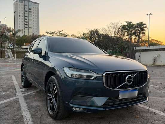 VOLVO-XC60-2.0 T5 GASOLINA MOMENTUM AWD GEARTRONIC VOLVO-XC60-2019