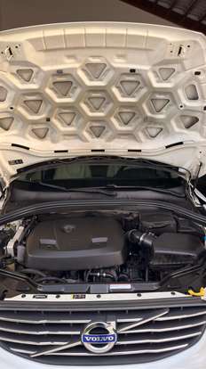 VOLVO-XC60-2016