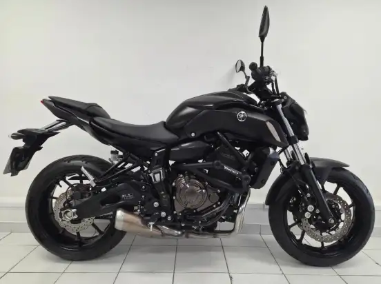 YAMAHA-MT-07 ABS-2025