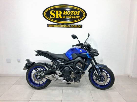 YAMAHA MT-09 