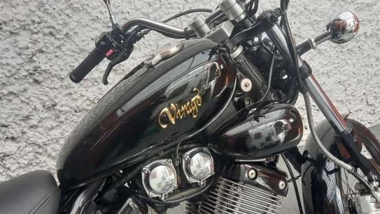 YAMAHA-VIRAGO XV 535-1999