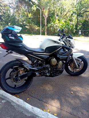 YAMAHA-XJ6 N-2010