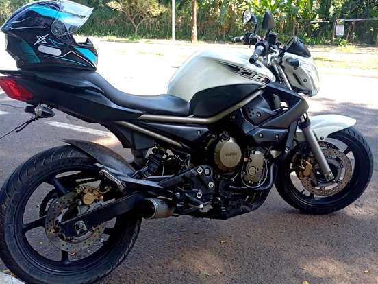 YAMAHA-XJ6 N YAMAHA-XJ6 N-2010