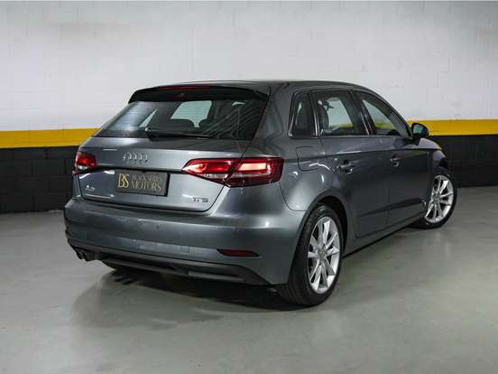 AUDI-A3-1.4 TFSI SPORTBACK AMBIENTE 16V GASOLINA 4P S-TRONIC AUDI-A3-2017