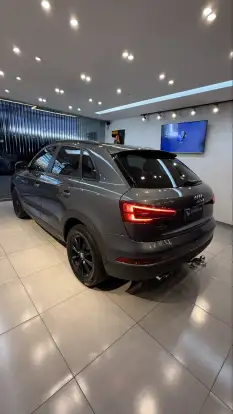 AUDI-Q3-2017