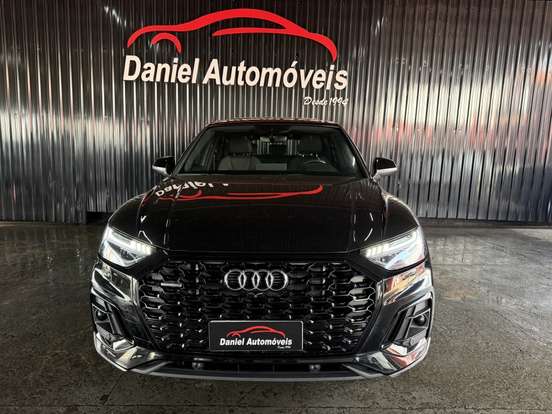 AUDI-Q5-2023
