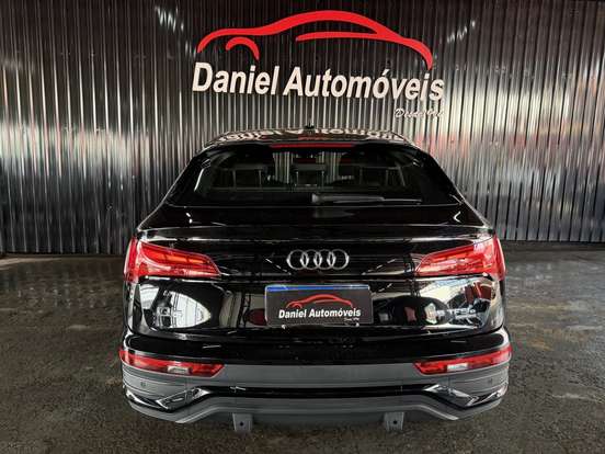 AUDI-Q5-2023