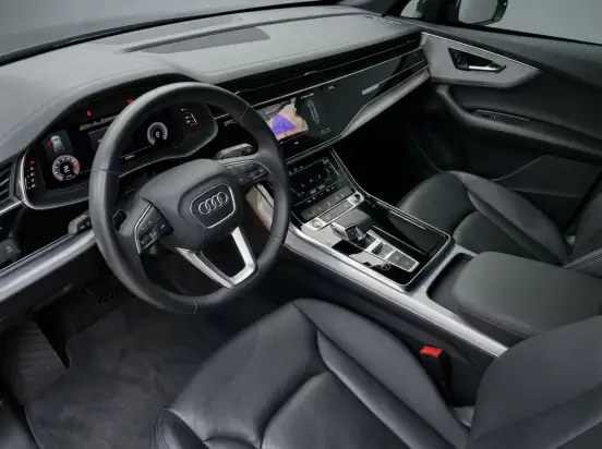 AUDI-Q7-2022