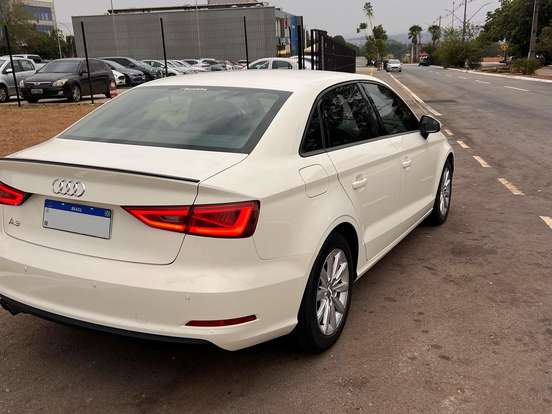 AUDI-A3-1.4 TFSI SEDAN ATTRACTION 16V GASOLINA 4P S-TRONIC AUDI-A3-2014