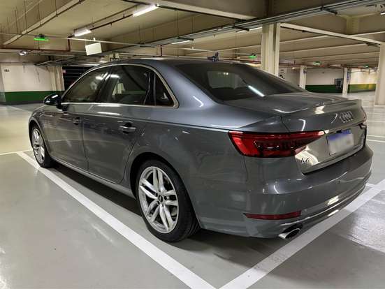 AUDI-A4-2016