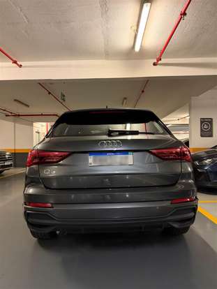 AUDI-Q3-2021