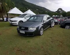 AUDI RS6 4.2 QUATTRO LIMOUSINE V8 40V BI-TURBO GASOLINA 4P TIPTRONIC AUDI RS6 4.2 QUATTRO LIMOUSINE V8 40V BI-TURBO GASOLINA 4P TIPTRONIC
