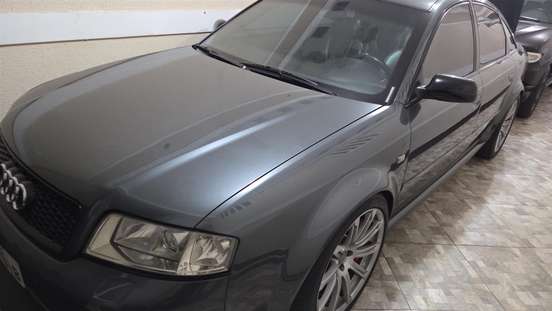 AUDI-RS6-2003