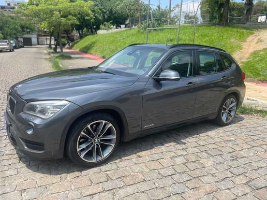 BMW-X1-2014
