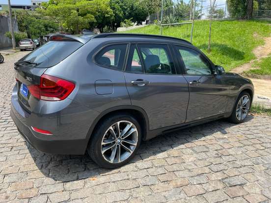 BMW-X1-2014