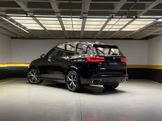 BMW-X5-2020