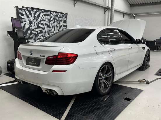 BMW-M5-2013