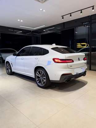 BMW-X4-2020