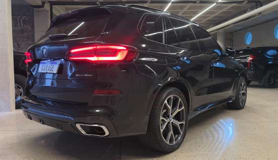 BMW-X5-2022