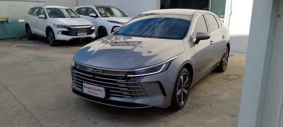 BYD KING 1.5 DM-I PHEV GS AUTOMÁTICO BYD KING 1.5 DM-I PHEV GS AUTOMÁTICO