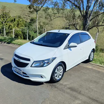 CHEVROLET ONIX 1.0 MPFI JOY 8V FLEX 4P MANUAL