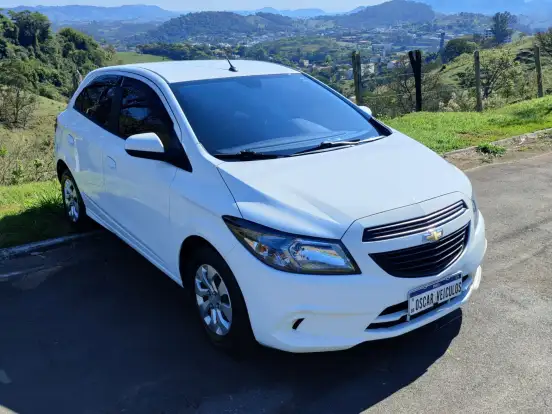 CHEVROLET-ONIX-1.0 MPFI JOY 8V FLEX 4P MANUAL CHEVROLET-ONIX-2018