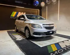 CHEVROLET ONIX 1.4 MPFI LT 8V FLEX 4P AUTOMÁTICO CHEVROLET ONIX 1.4 MPFI LT 8V FLEX 4P AUTOMÁTICO