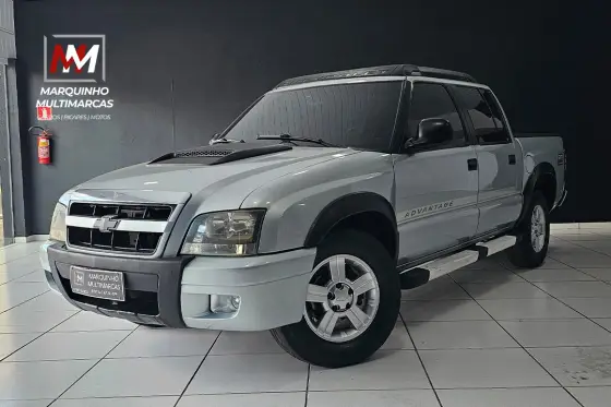 CHEVROLET S10 2.4 ADVANTAGE 4X2 CD 8V FLEX 4P MANUAL CHEVROLET S10 2.4 ADVANTAGE 4X2 CD 8V FLEX 4P MANUAL
